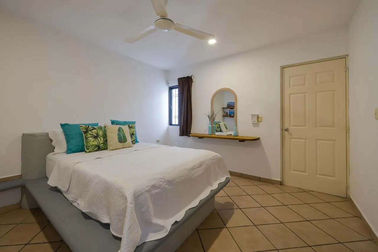 Mi Casa Es Tu Casa Near Beach Apartments 신데 델 카르멘 0*,  멕시코
