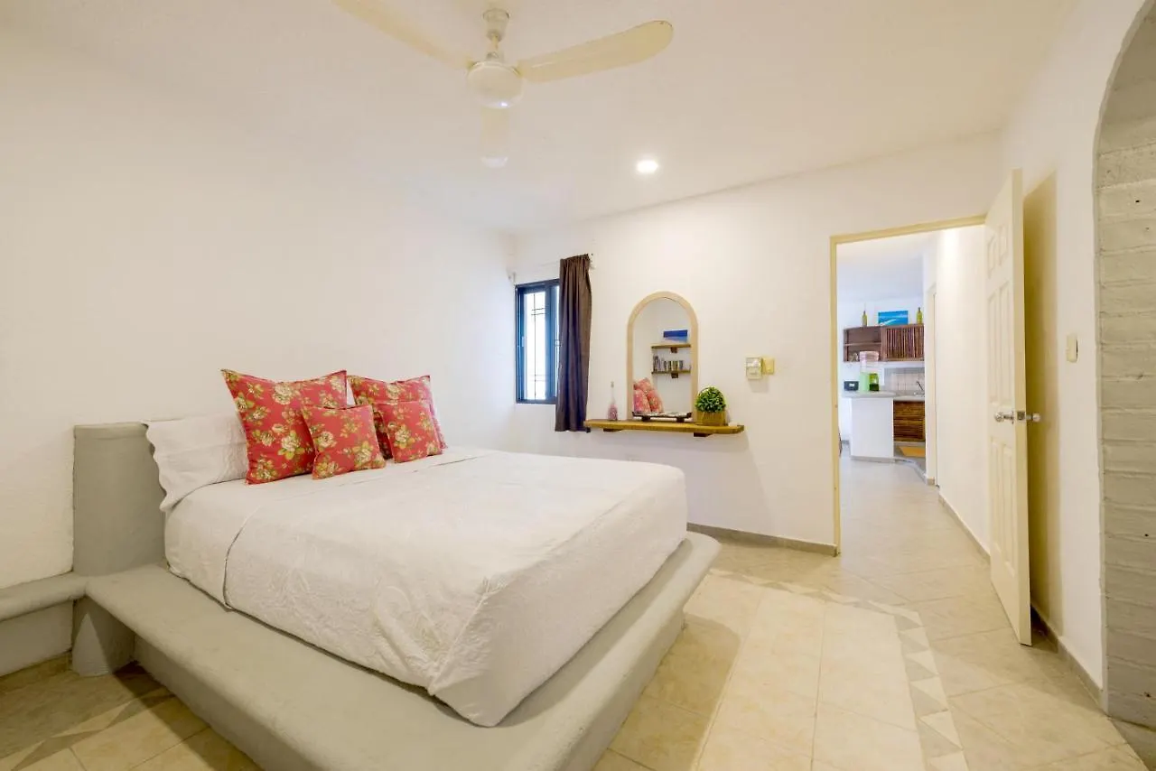 Mi Casa Es Tu Casa Near Beach Apartments Playa del Carmen 0*,
